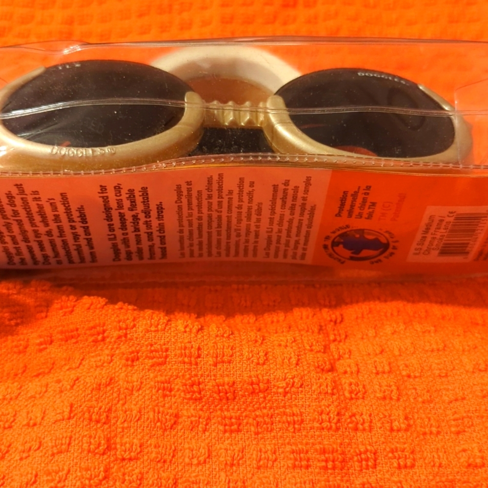 Doggles Protective Eyewear Sale. Med Fits 20 to 60 lbs